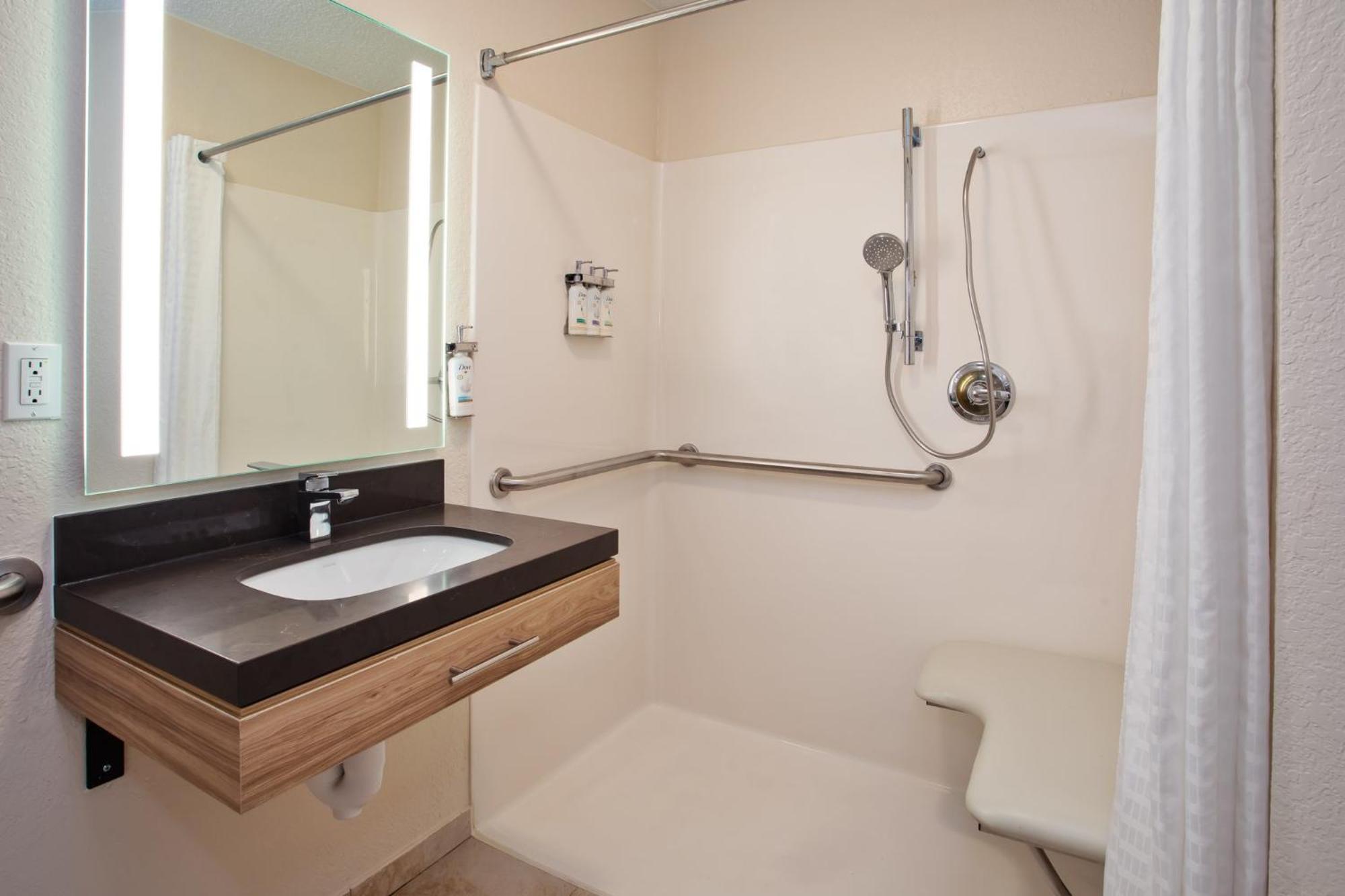 Candlewood Suites Kenosha By Ihg Pleasant Prairie Exterior foto